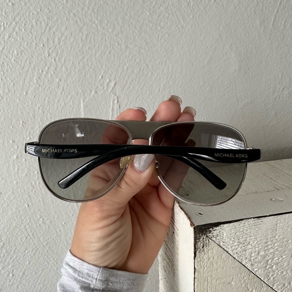 Micheal Kors Sadie ll leopard gunmetal sunglasses main image 7